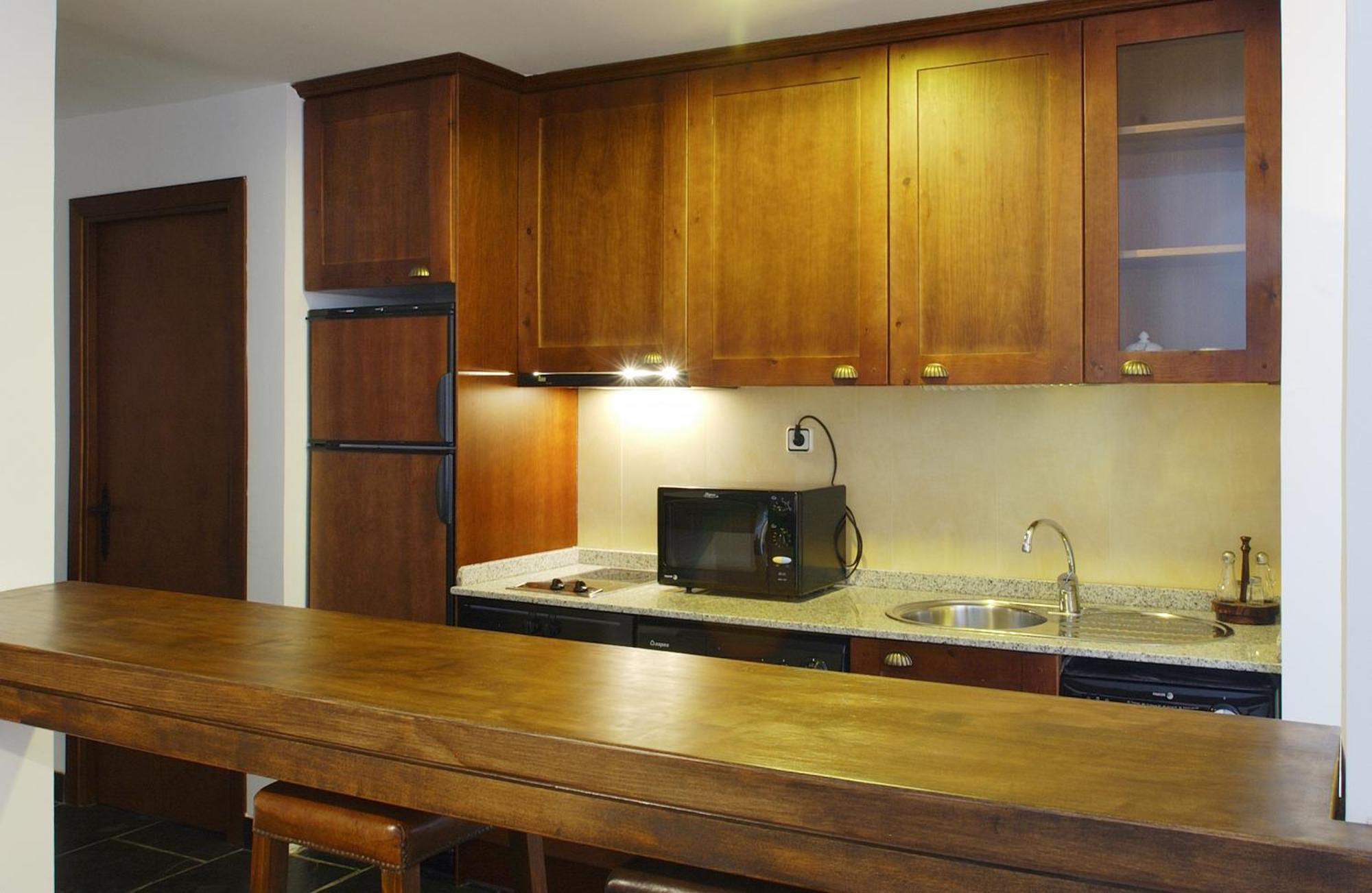 Apartamentos Linsoles Eriste Bagian luar foto